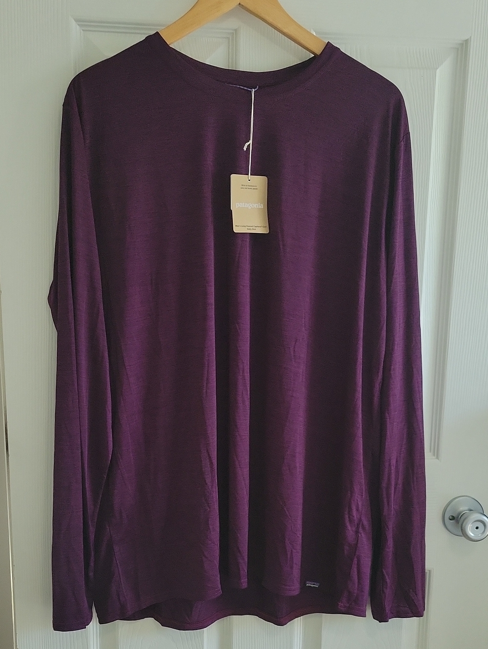 Patagonia Long Sleeve Capilene Cool Daily Shirt XXL Plum NWT Odor Control
